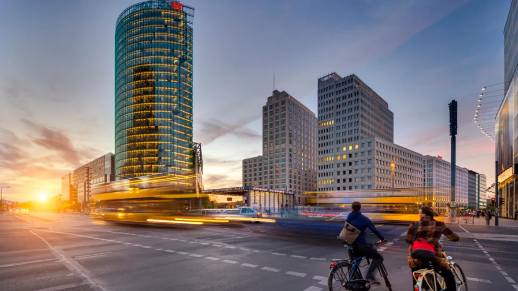 Accelerating-electric-infrastructure-an-integrated-approach-to-decarbonization-is-key_i1140 | WBCSD